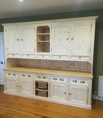 Large Pine Kitchen Dresser Display WIth Centre Baskets 