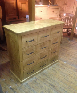9 Drawer Chest